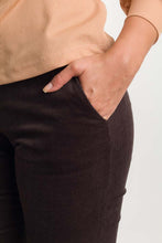 Cargar imagen en el visor de la galería, PANTALON DE CORDUROY - CAFE
