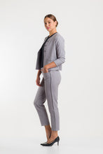 Cargar imagen en el visor de la galería, PANTALON SEMI CAPRI CON VIVO LATERAL - GRIS
