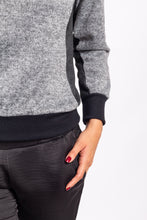 Cargar imagen en el visor de la galería, sweater negro
