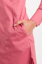 Cargar imagen en el visor de la galería, VESTIDO CAMISERO MANGA LARGA - CORAL
